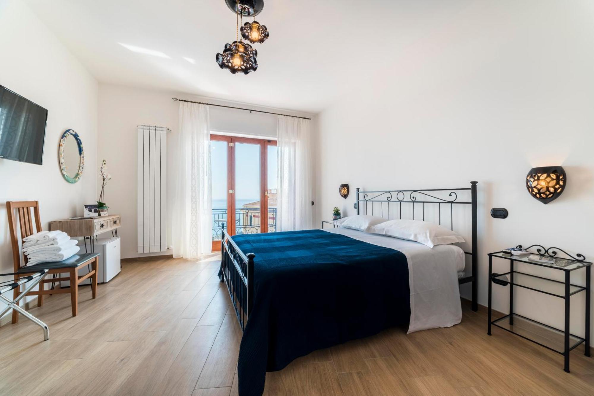 B&B Palazzo Pinto 2 Vietri Zewnętrze zdjęcie